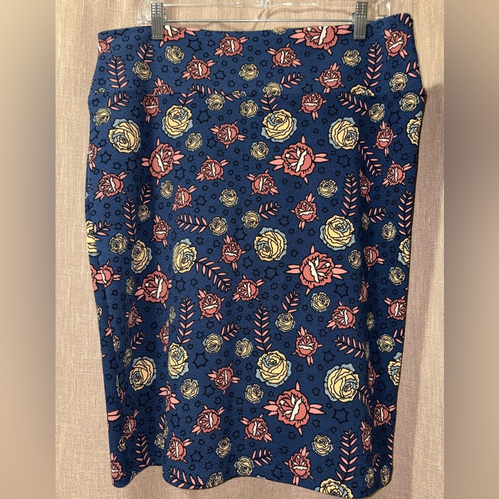 LuLaRoe Navy Floral Pencil Skirt